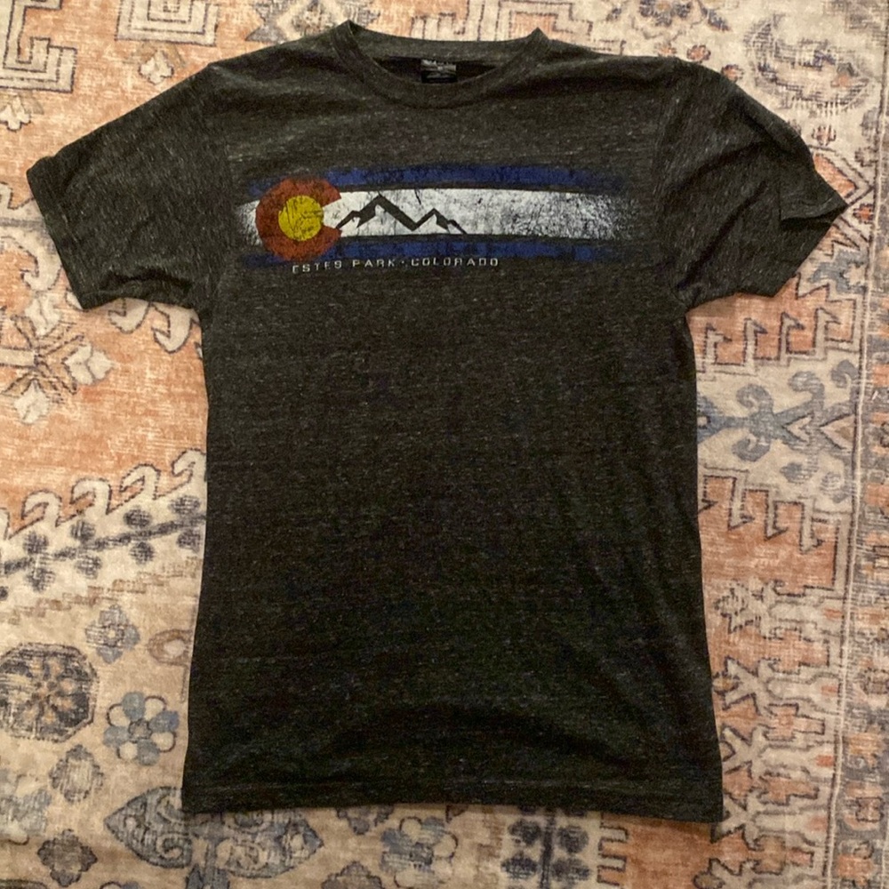 Colorado Estes Park Shirt. Prairie Mountain. Size Small.